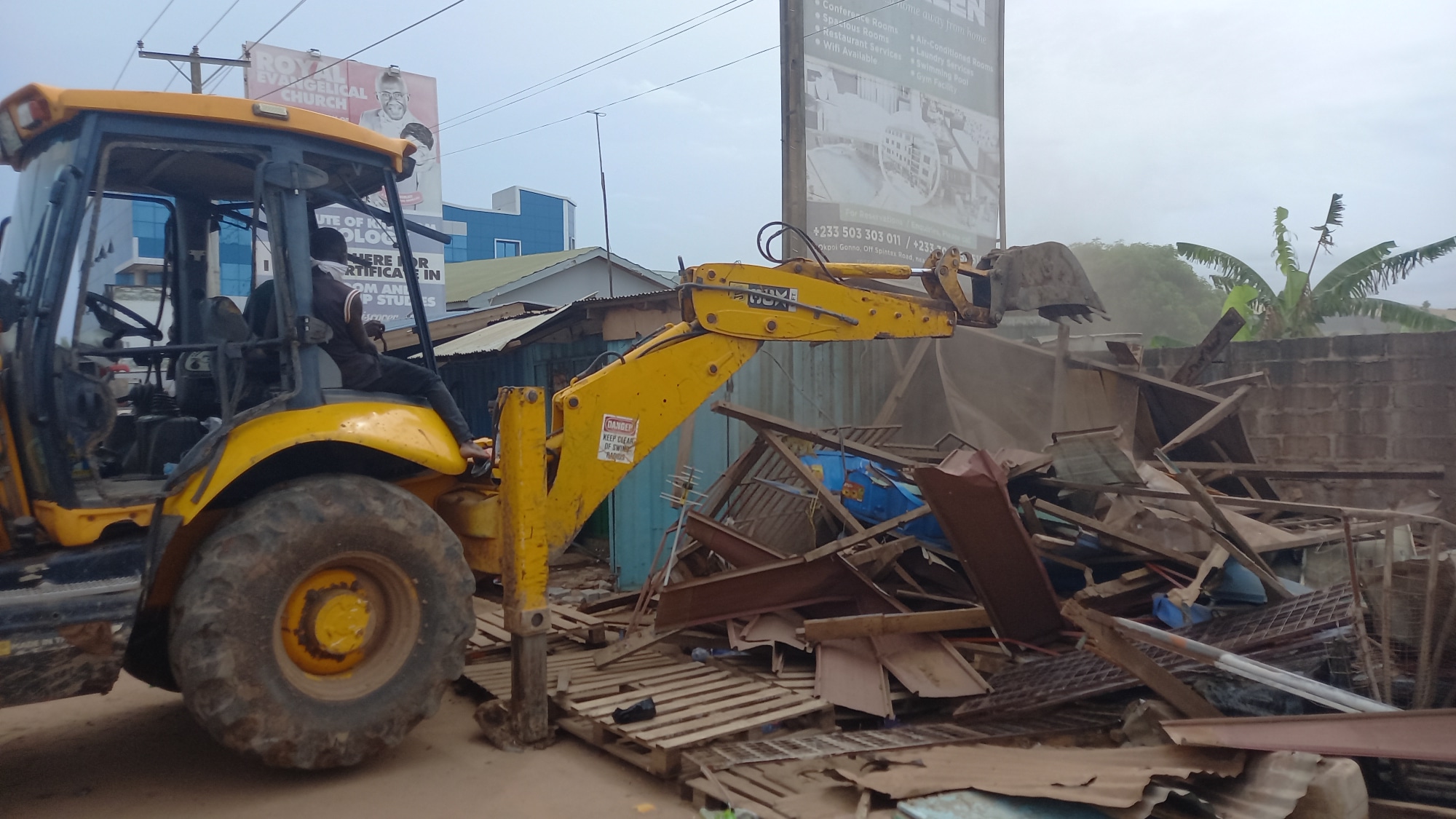 LEKMA demolishes structures at Manet Junction